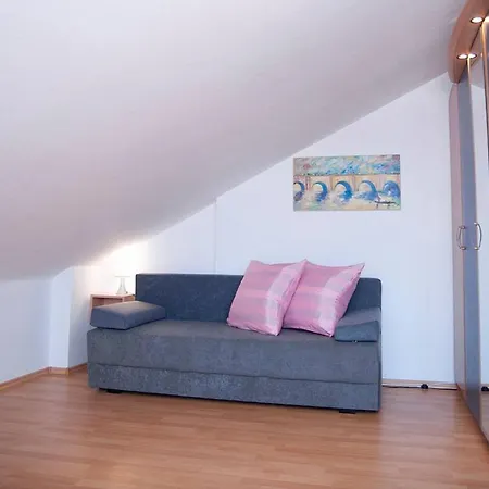 Lägenhet Ad Astra - Two Bedroom With Terrace And Sea View
