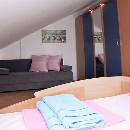 Ad Astra - Two Bedroom With Terrace And Sea View Lägenhet *